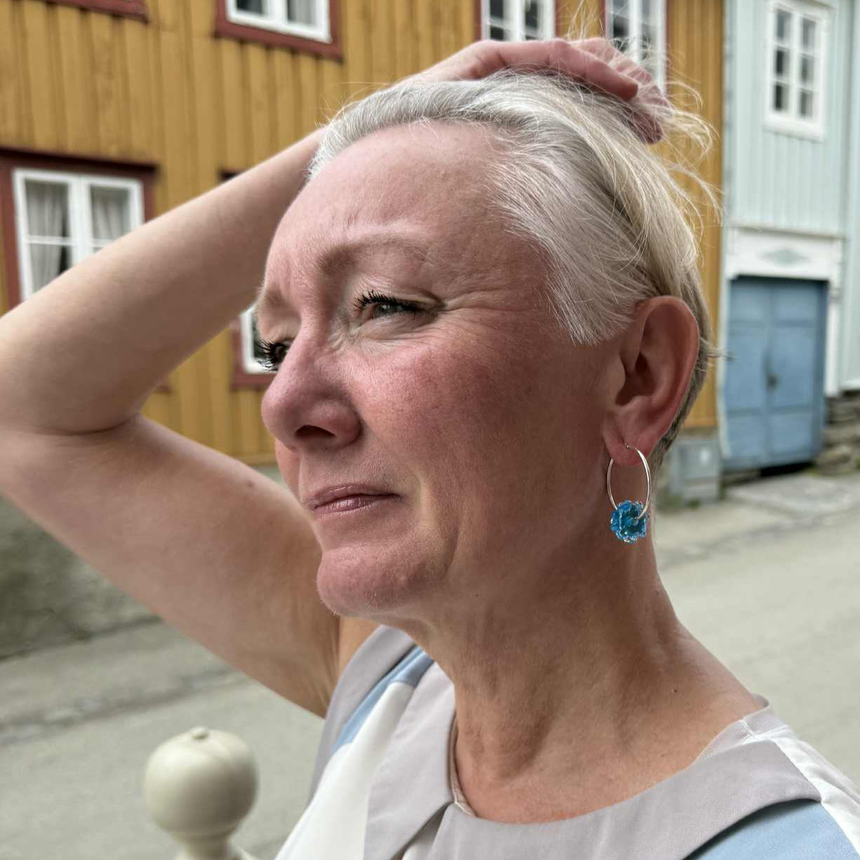 Øredobber i glass: Dugg