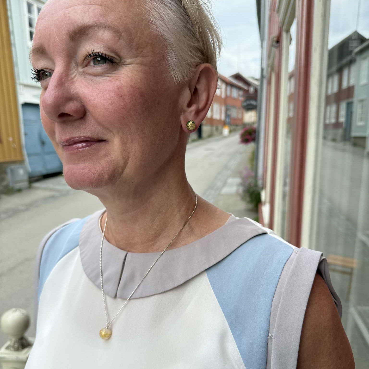 Ørepynt i glass: Goldleaf, studs