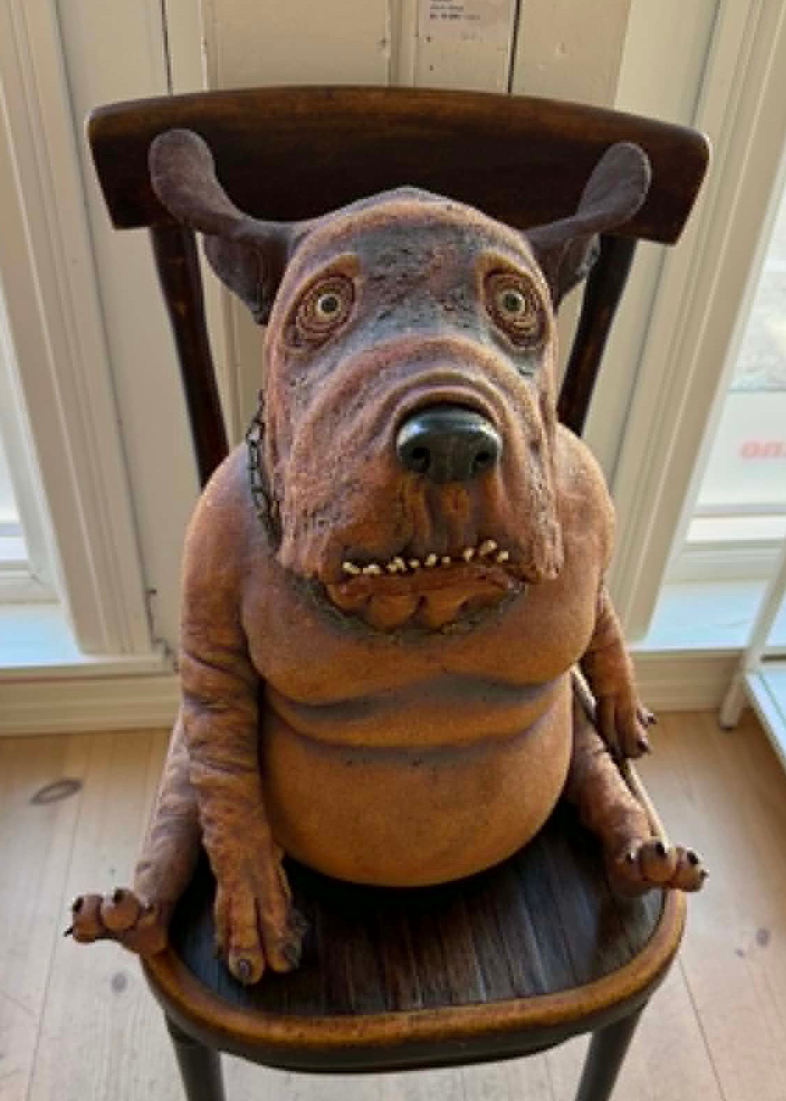Stor hund (brun)