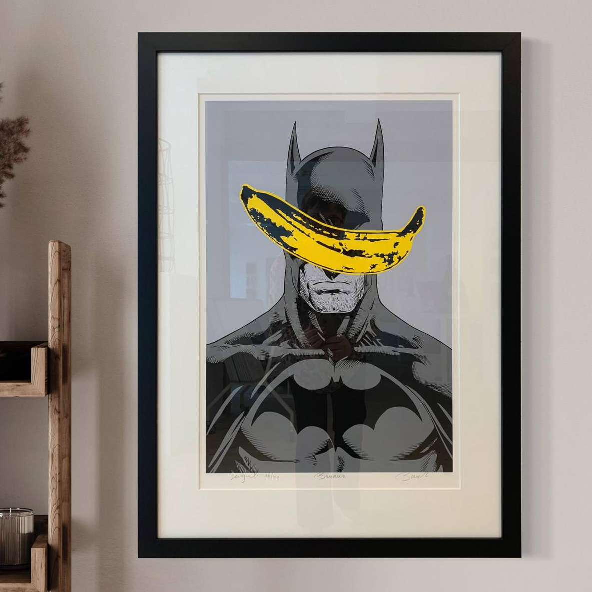 The Banana II, innrammet